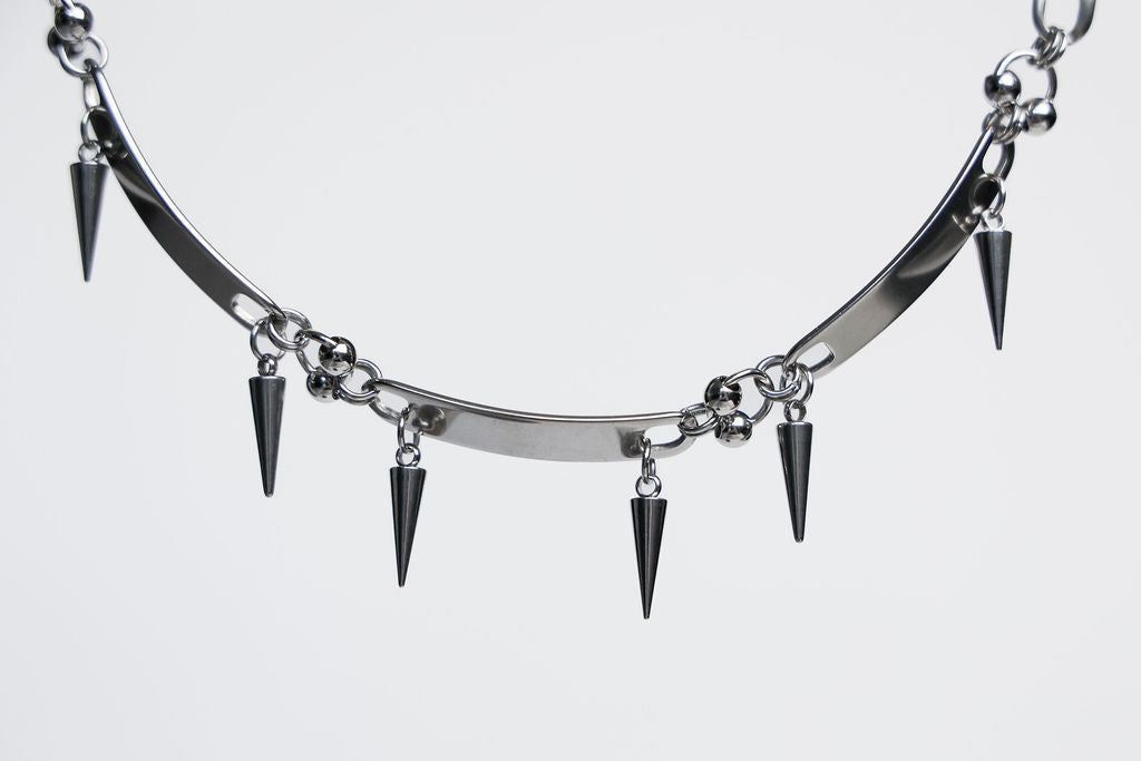 Brazen Dagger Choker
