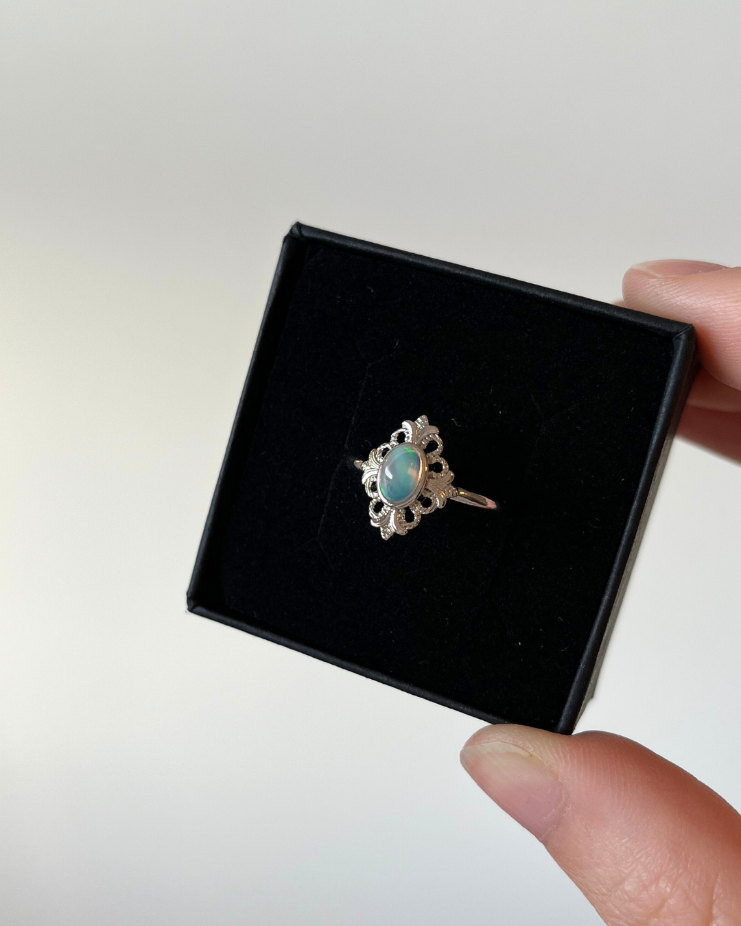 OPAL GEMSTONE RING IN BOX